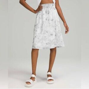 Lululemon Lightweight Pull-On High Rise Midi Skirt Aquila Rhino Grey Multi